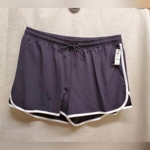 Plus Size Ideology Brand Black Athletic Shorts in Size 2X